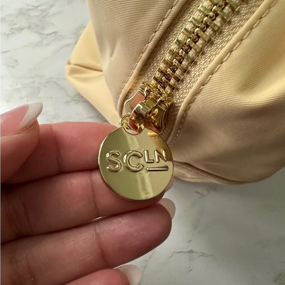 Stoney clover lane large pouch - Picture 3 of 5